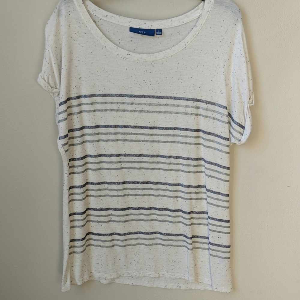Apt 9 Top